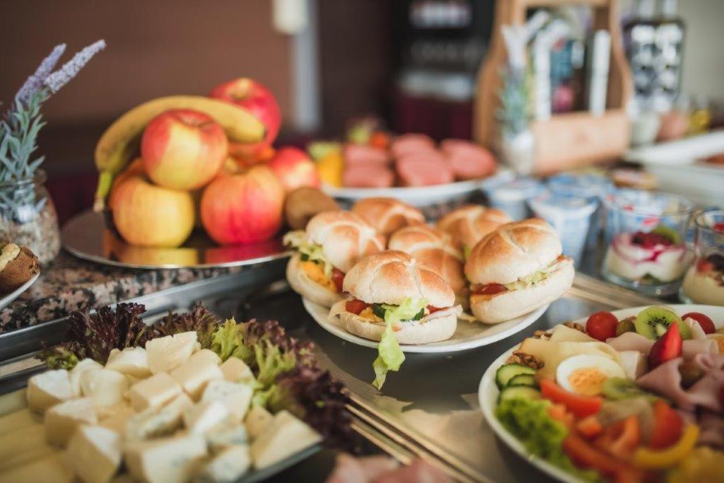 Wellness Hotel Lucia Veselí nad Lužnicí Zewnętrze zdjęcie
