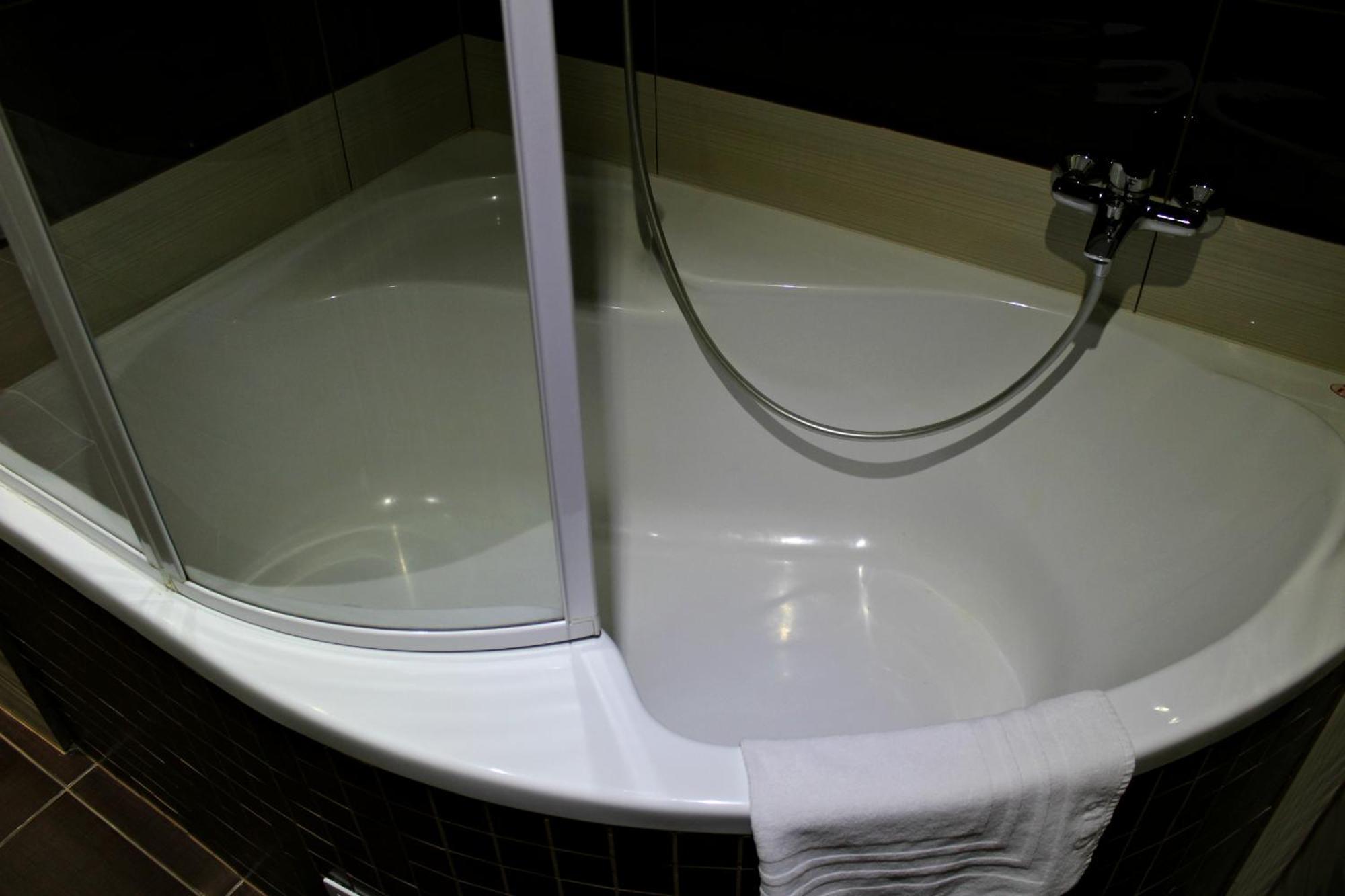 Wellness Hotel Lucia Veselí nad Lužnicí Zewnętrze zdjęcie